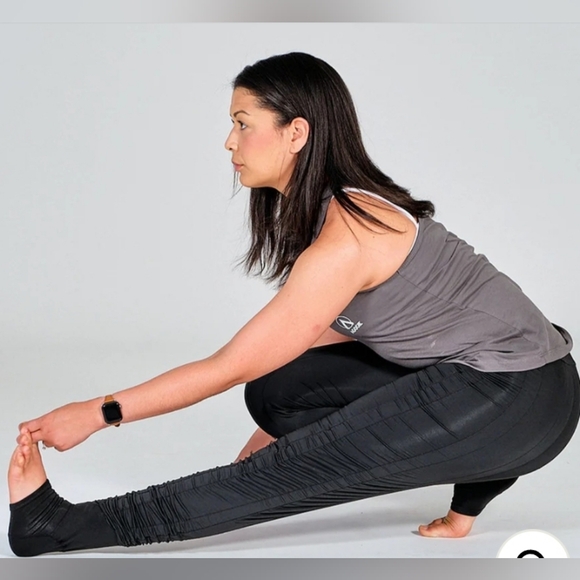 Agogie +20 Wearable Resistance Leggings, Black, L - Picture 10 of 12